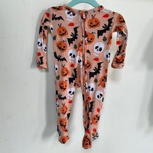 Little Bum Bums bamboo footies. 0-3 months.